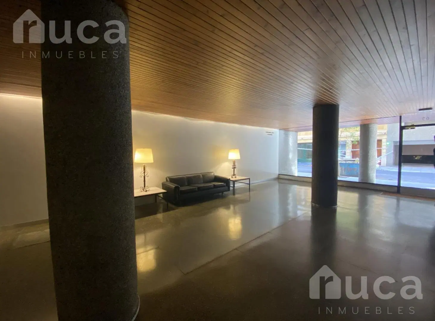 Departamento de dos dormitorios, escritorio y balcón en alquiler en Recoleta 8