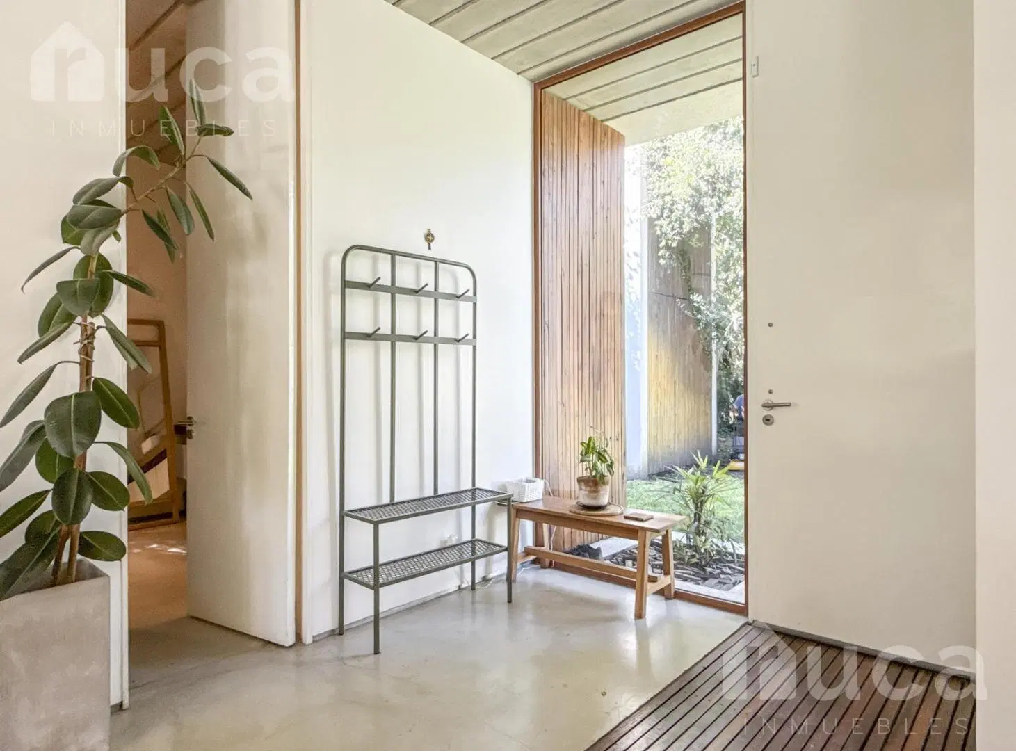 Casa en venta en Barrio Privado La Quinta con 3 dormitorios jardín y pileta 3
