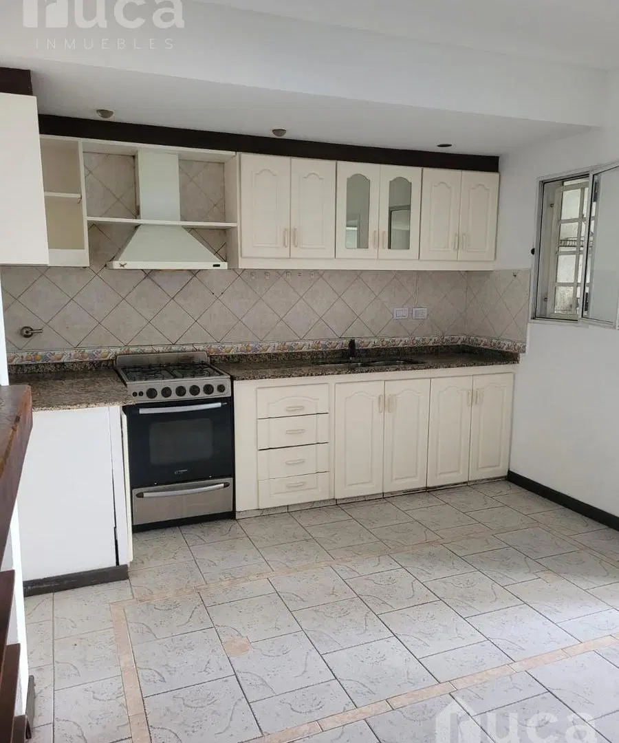 Duplex a la venta con jardín y pileta en Boulogne-Barrio Malvinas apto crédito 3
