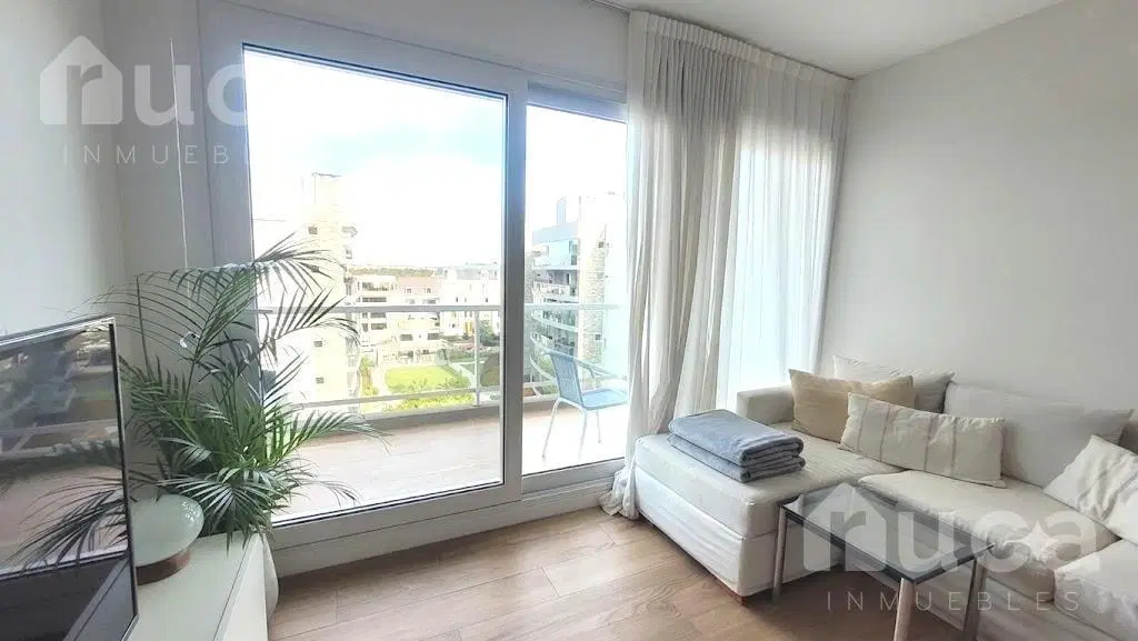 Departamento dos ambientes en alquiler con cochera y baulera en edificio Skyroof en Nordelta 3