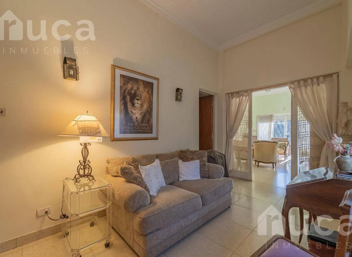 Casa a la venta en La lucila 2