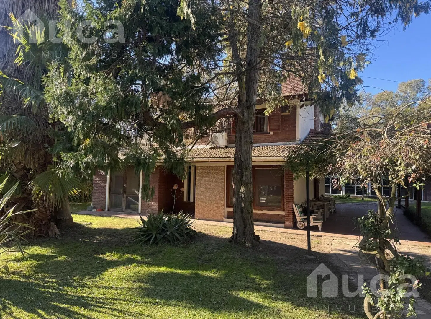 VENTA | OPORTUNIDAD Gran CASA QUINTA c/3 Viviendas, Pileta y Hermoso Jardin | Barrio La Bota 5