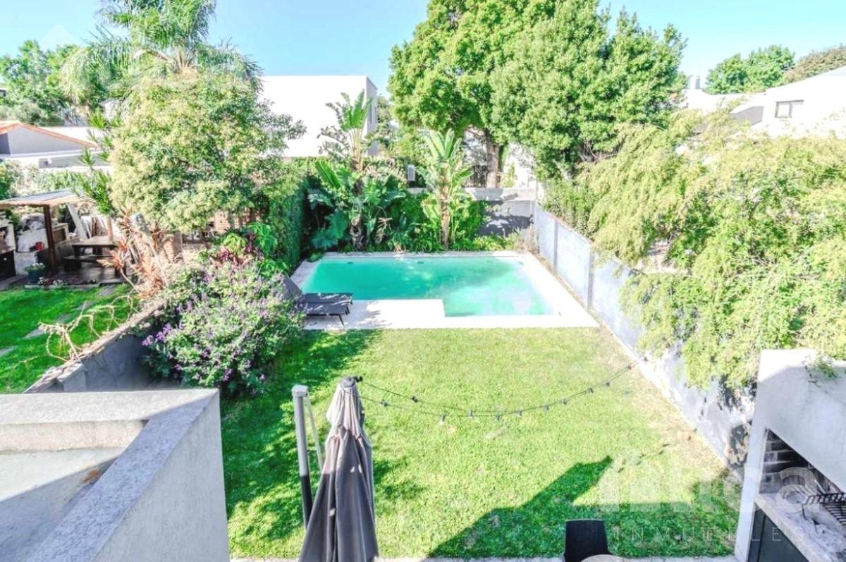 Foto de Casa en venta 3 dormitorios más escritorio, jardín y garage en San Isidro, imagen 4