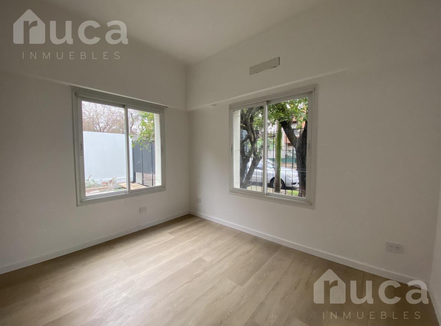 Foto de Casa de tres dormitorios y jardín a estrenar en venta - Martínez, imagen 4