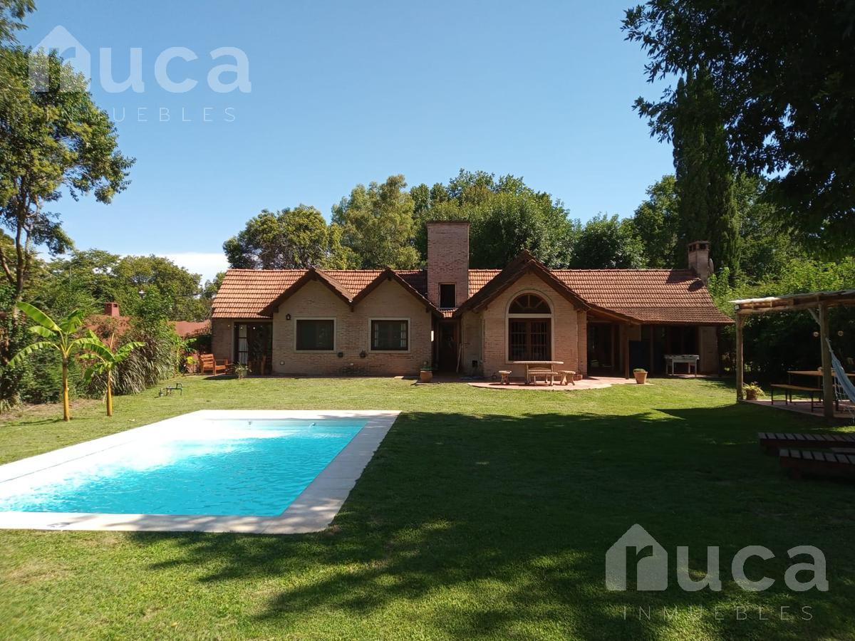 Foto de ALQ Abril-Noviembre | Confortable Casa con Jardin y Pileta en Barrio, imagen 1