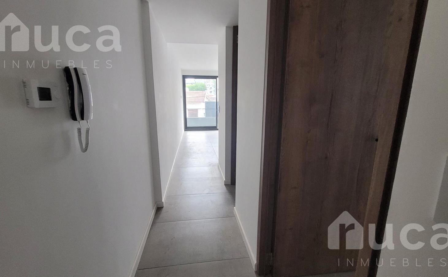 Foto de Departamento en alquiler 2 ambientes con cochera Tigre Centro, imagen 2