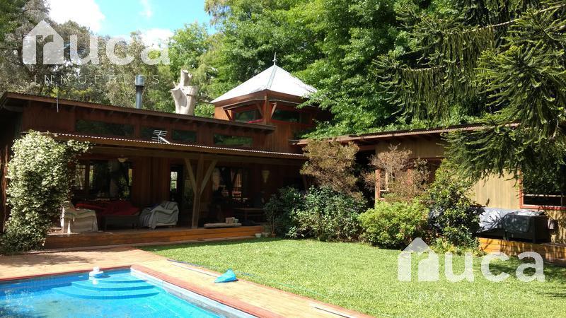 Foto de VENTA | HERMOSA CASA de MADERA en Barrio Semicerrado | Las Chacras, Ing, imagen 1