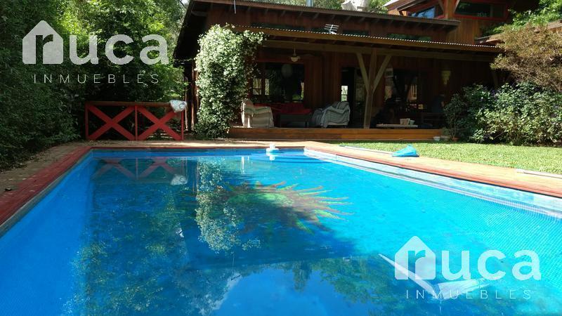 Foto de VENTA | HERMOSA CASA de MADERA en Barrio Semicerrado | Las Chacras, Ing, imagen 3
