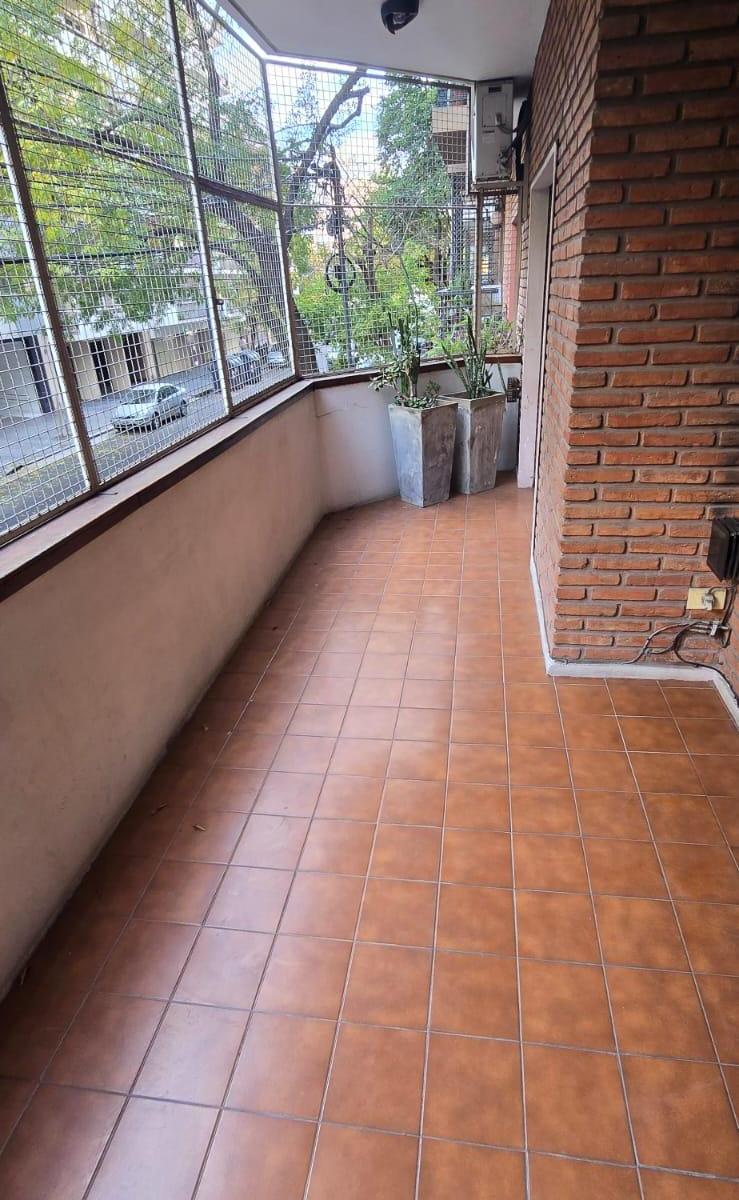 Semipiso Al Frente 3 Ambientes con Balcon y Espacio Guardacoche 5