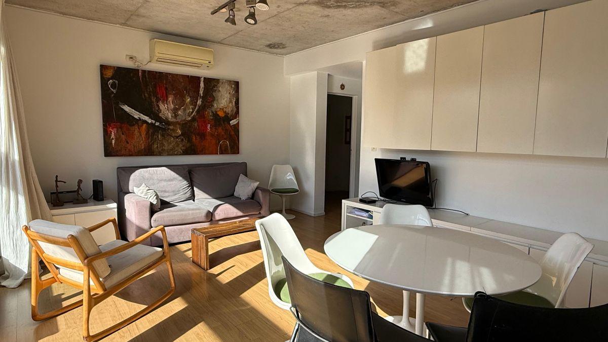 Foto de SEMIPISO EN VENTA 3 AMBIENTES BALCON Y TERRAZA PROPIA 27M2, imagen 2
