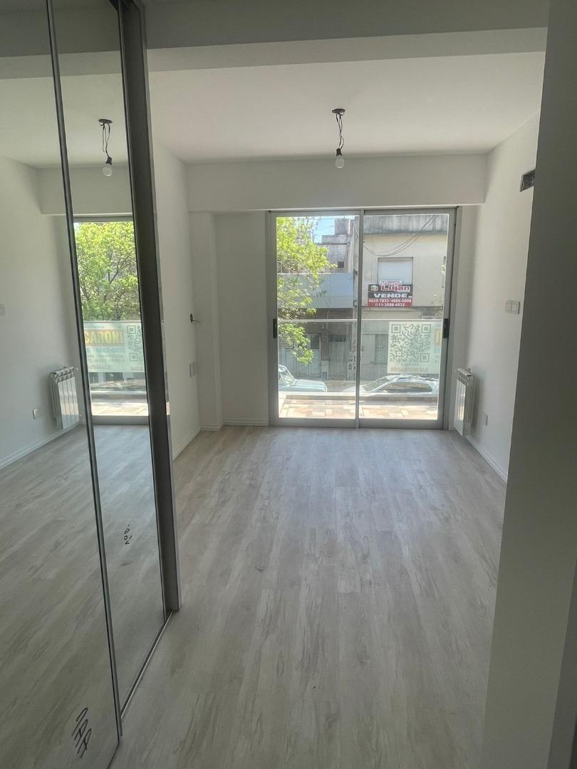 Foto de Departamento 3 ambientes a estrenar con balcon y patio, imagen 5
