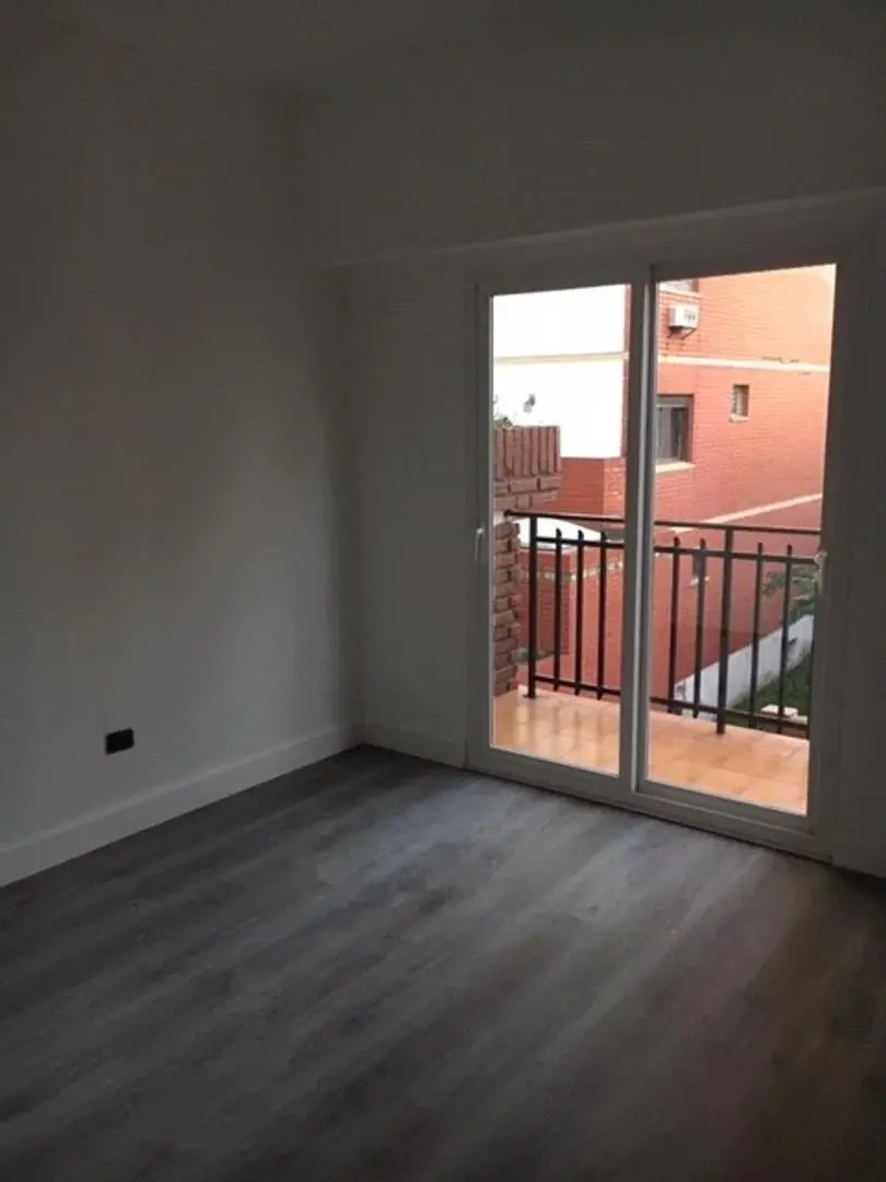 Triplex de 4 amb con garaje, fondo y parrilla 4