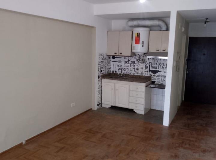 MONOAMBIENTE EN ALQUILER EN RAMOS MEJIA SUR 3
