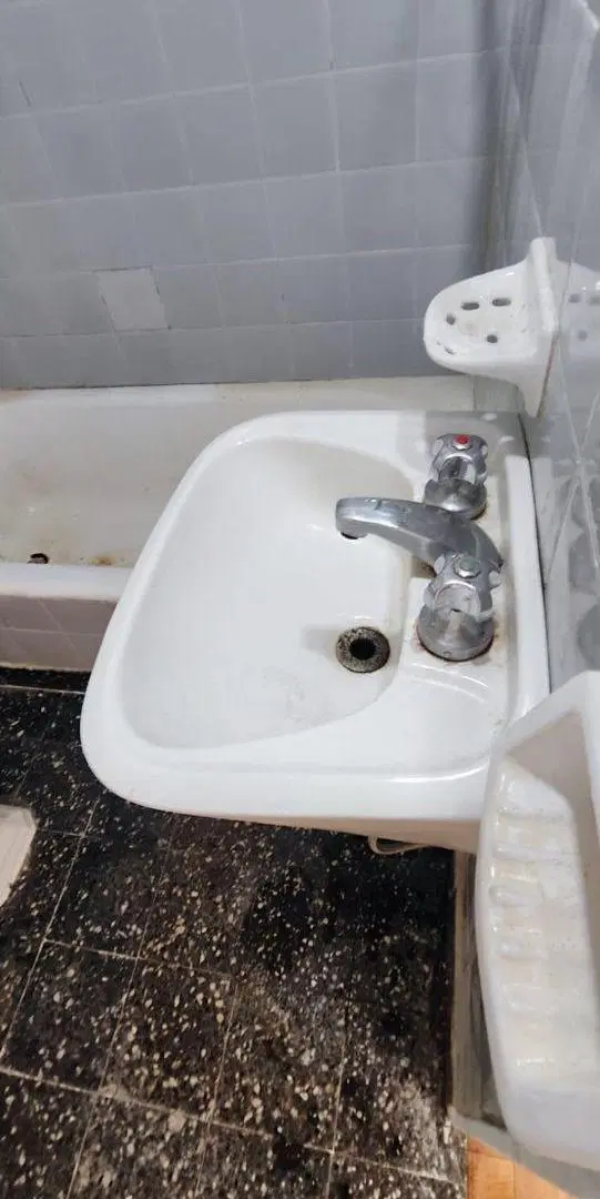 HERMOSO MONOAMBIENTE SUPER LUMINOSO CON BALCON COCINA SEPARA Y BAÑO COMPLETO 8