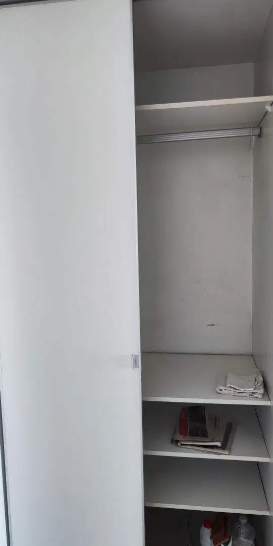Monoambiente con balcon , vestidor vista abierte super luminoso 3