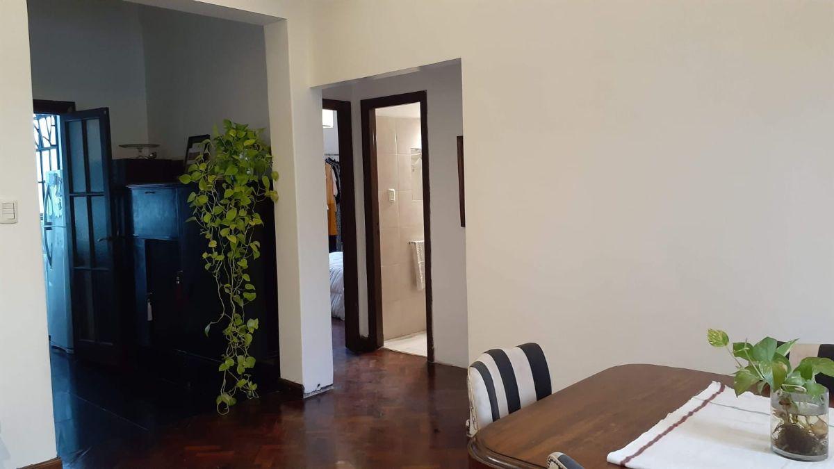 Foto de Hermoso 3 ambientes edificio de época con jardines apto crédito, imagen 5