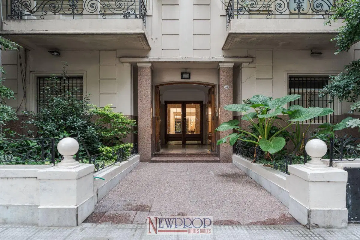DEPARTAMENTO Pb APTO PROFESIONAL AL FRENTE IDEAL CONSULTORIOS DE 37 M2 IMPECABLE ESTADO 2