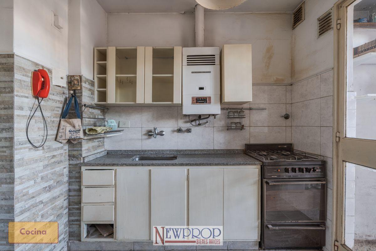 Foto de Departamento de 65 m² con 2 dormitorios en venta en Colegiales, imagen 3