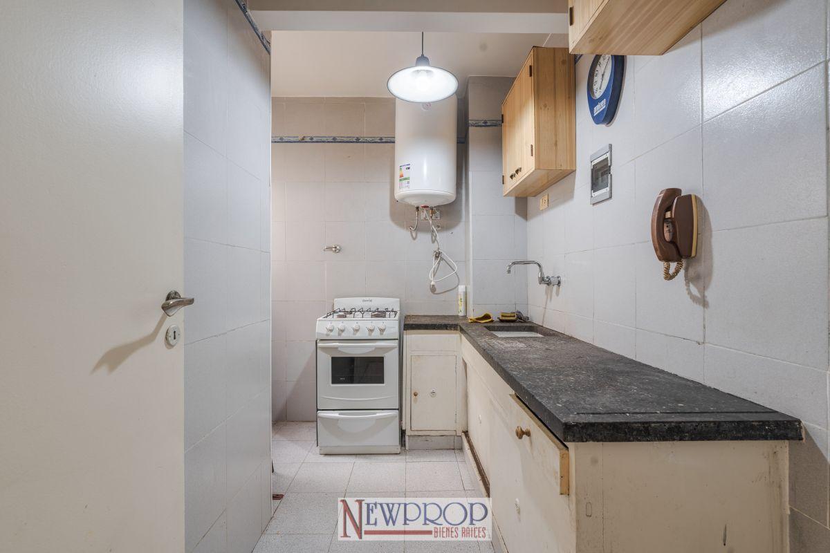 Foto de Departamento de 2 ambientes con patio en Belgrano, Apto profesional a, imagen 5