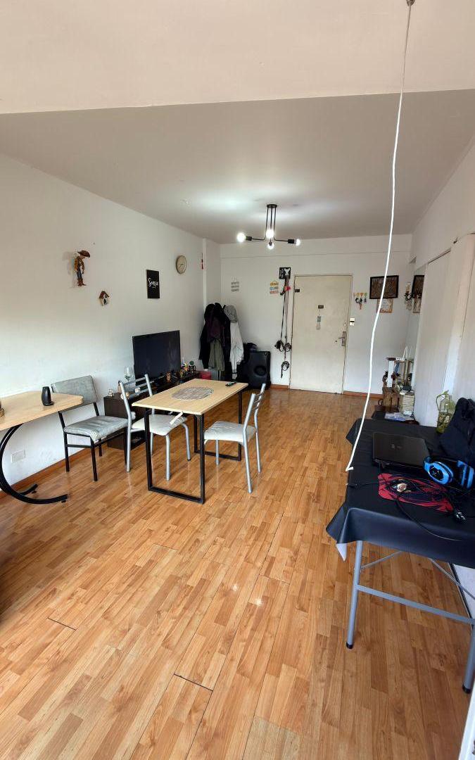 Foto de Venta 3 ambientes BARRIO Norte a reciclar sobre Avda Coronel Díaz y, imagen 2
