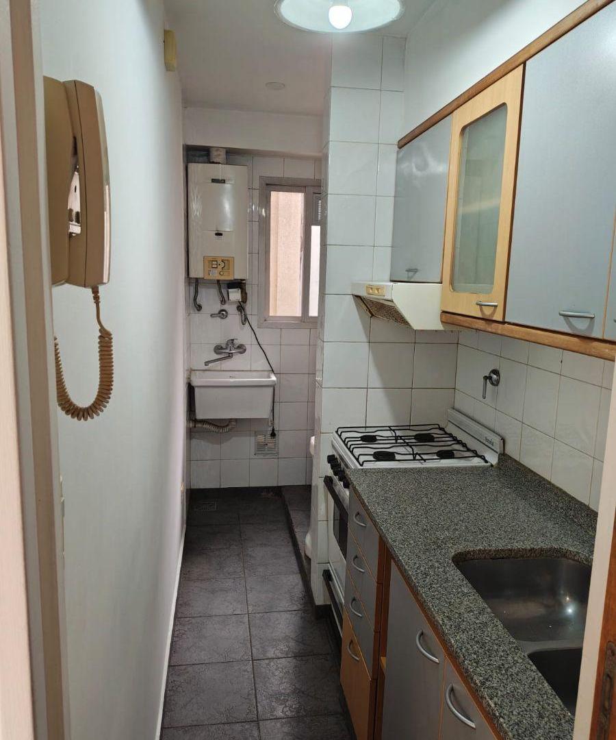 Foto de PH en venta ,de 2 amb en Parque Centenario , 2 do piso por escalera, imagen 5