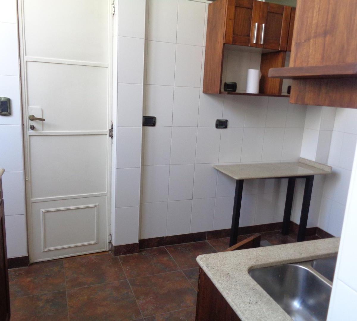 Venta Semipiso 4 Amb. Ayacucho 100 2