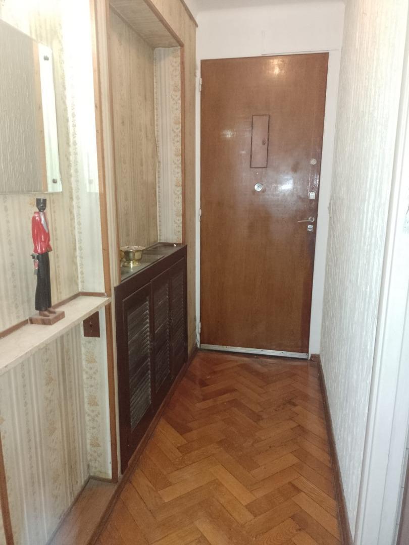 Foto de VENTA SEMIPISO 3 AMB.1/2 AL FTE CON BALCON, imagen 5