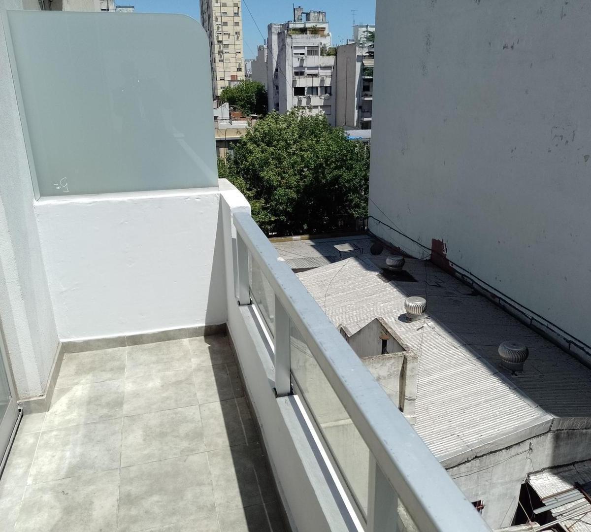 VENTA DEPTO. 1 AMB. SAN CRISTOBAL  CONSTITUCION 1800