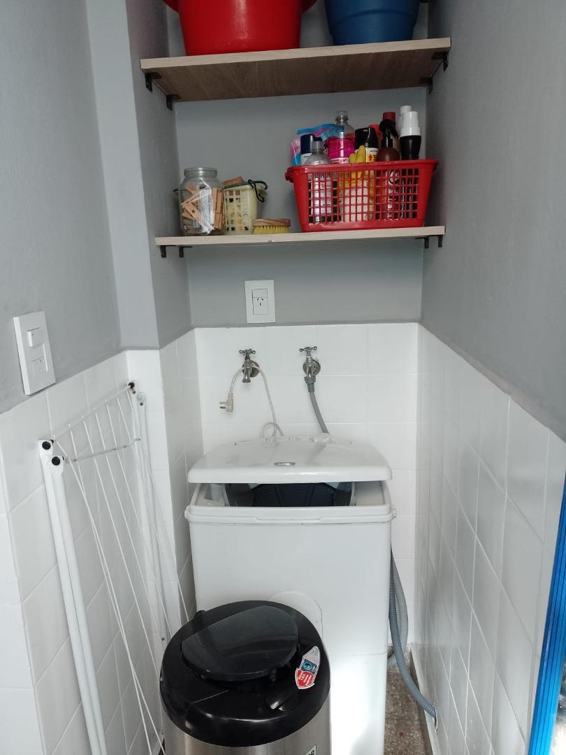 Venta Depto 2 Amb con Cochera Fija Bcon Aterrazado 3