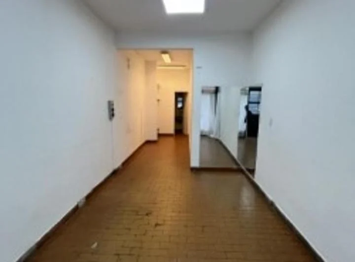 ALQUILER LOCAL COMERCIAL.JEAN JAURES AL 300 3