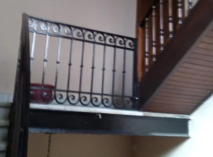 ALMAGRO ALQUILER DEPTO 6 AMB.SEMI PISO FTE BALCON BAJAS EXPE 4