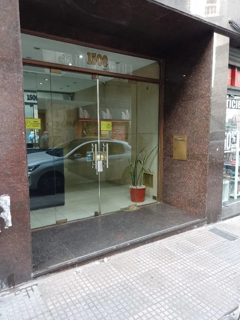 VENTA DEPTO 1 AMBIENTE AL FRENTE M/LUMINOSO 2