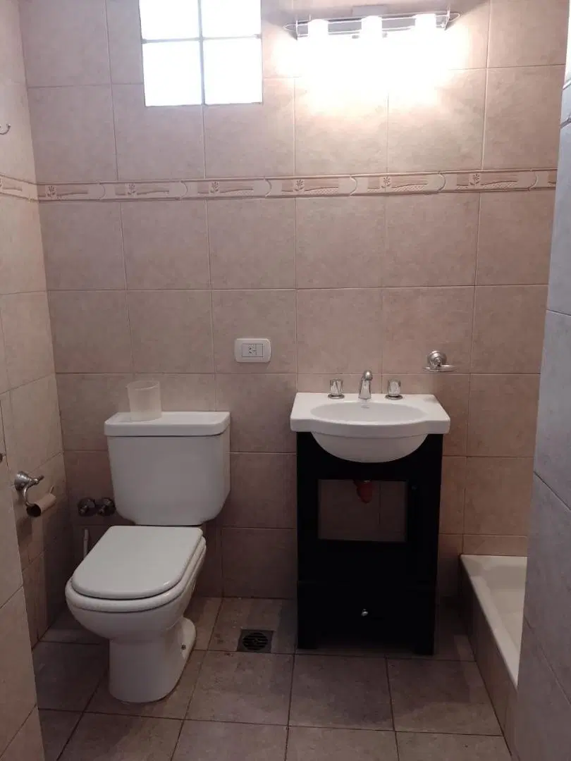 VENTA SEMIPISO CABALLITO EXCELENTE EDIFICIO 2