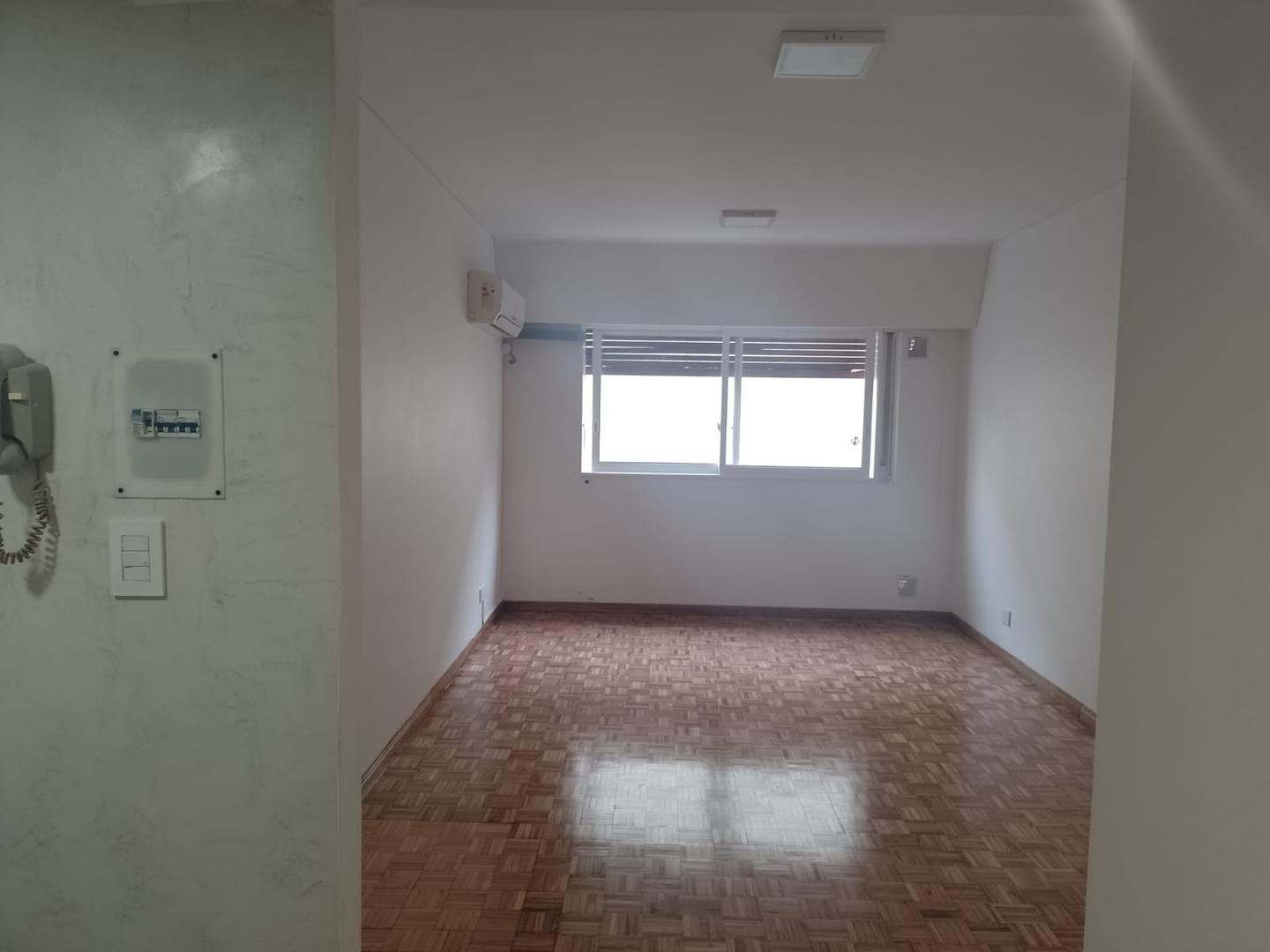 Foto de VENTA DEPTO. 1 AMB. ALSINA 1600 CONGRESO, imagen 1