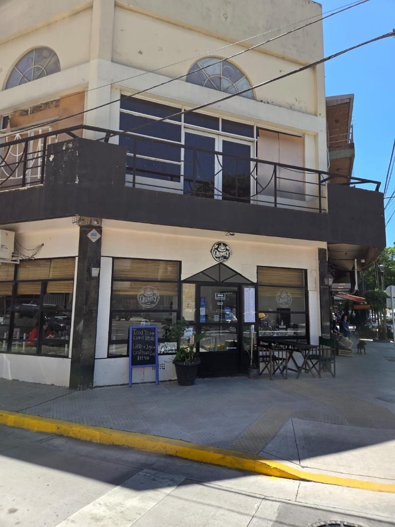 Foto de ESQUINA S/LOTE PROPIO 3 LOCALES MAS SALON DE FIESTAS 425 M2, imagen 3