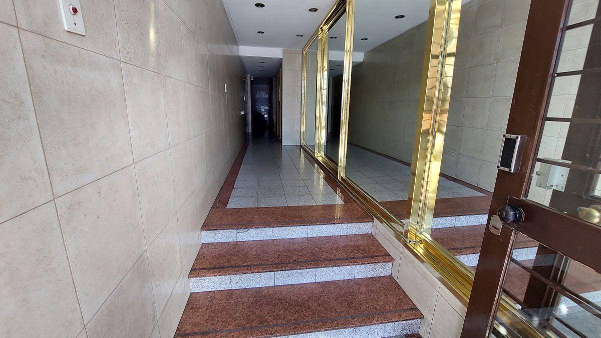 Foto de Villa Crespo depto. 2 ambientes y cochera, vende Mabesa Prop matricula, imagen 1
