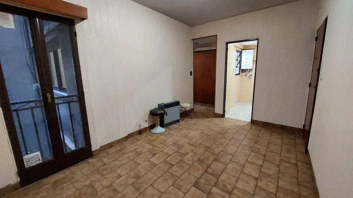 Mabesa Propiedades matricula 4302 vende en villa Crespo depto. 2 ambientes y cochera. 4