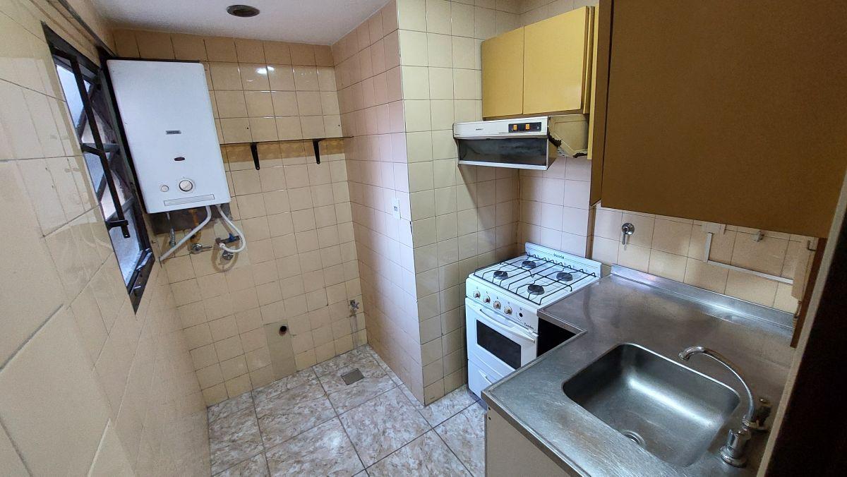 Foto de Villa Crespo depto. 2 ambientes y cochera, vende Mabesa Prop matricula, imagen 3