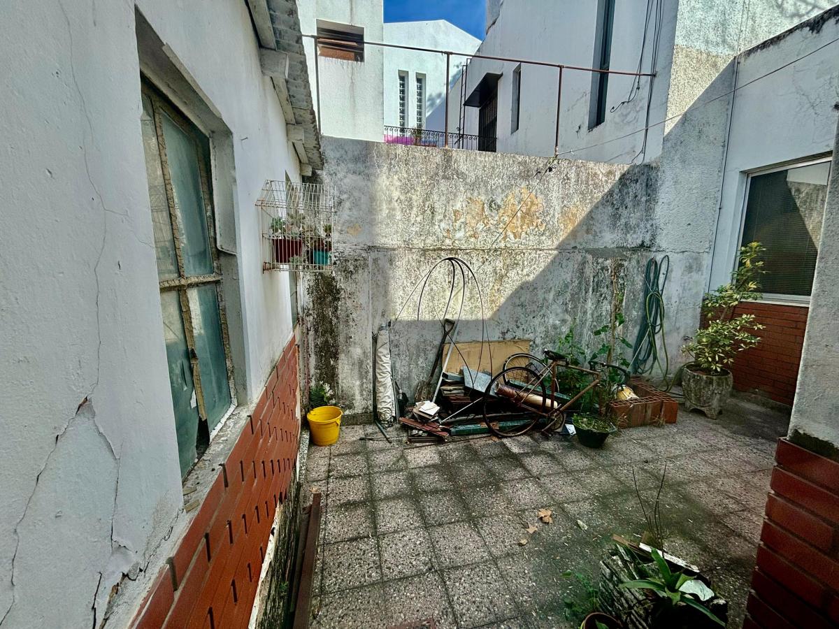 Casa Lote Propio 10x12.25 - con Patio y Terraza en Parque Cha - 120 m² Totales. 5