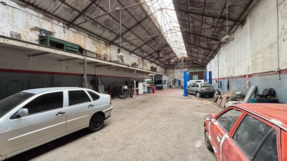 OPORTUNIDAD – Galpón / Depósito con Oficinas – 685 m² Totales - Ideal empresa / logistica 3