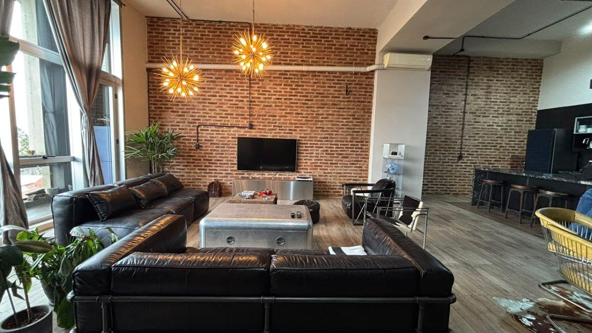 Foto de LOFT DE 100 M² EN MOLINA CIUDAD – BALCÓN, COCHERA Y DOBLE ALTURA, imagen 4