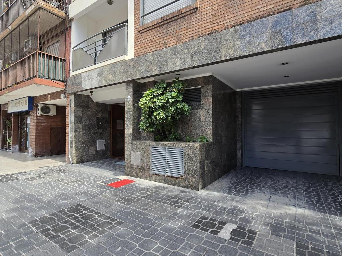 Venta • Villa Urquiza • Semipiso • 3 Ambientes • Patio • Cochera 1