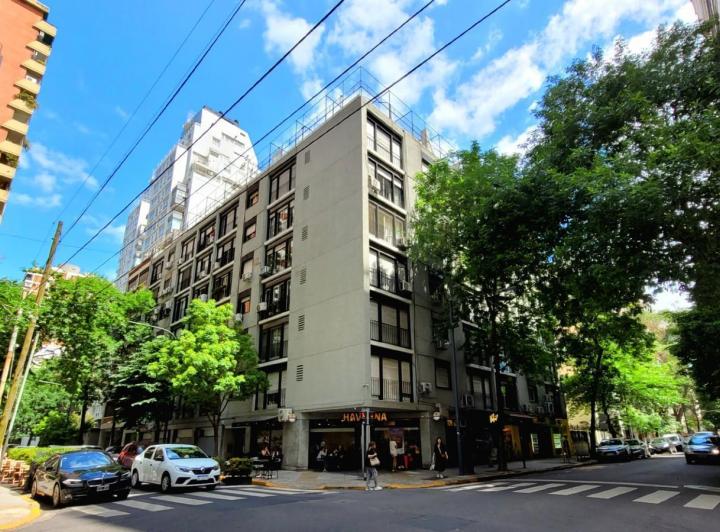 VENTA • BELGRANO • SEMIPISO • 8 AMBIENTES • 2 COCHERAS 1