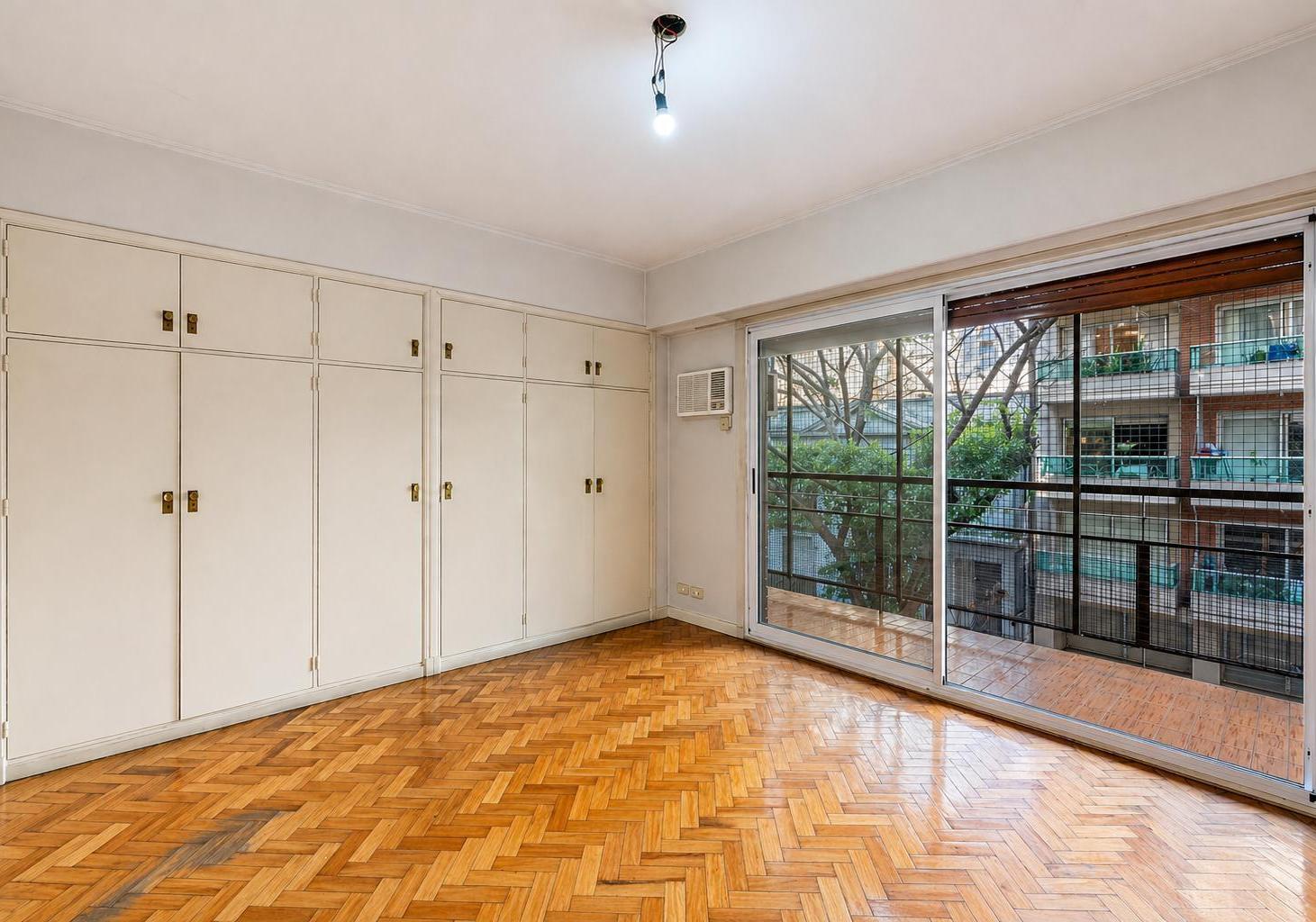 VENTA • BELGRANO • SEMIPISO • 4 AMBIENTES • COCHERA