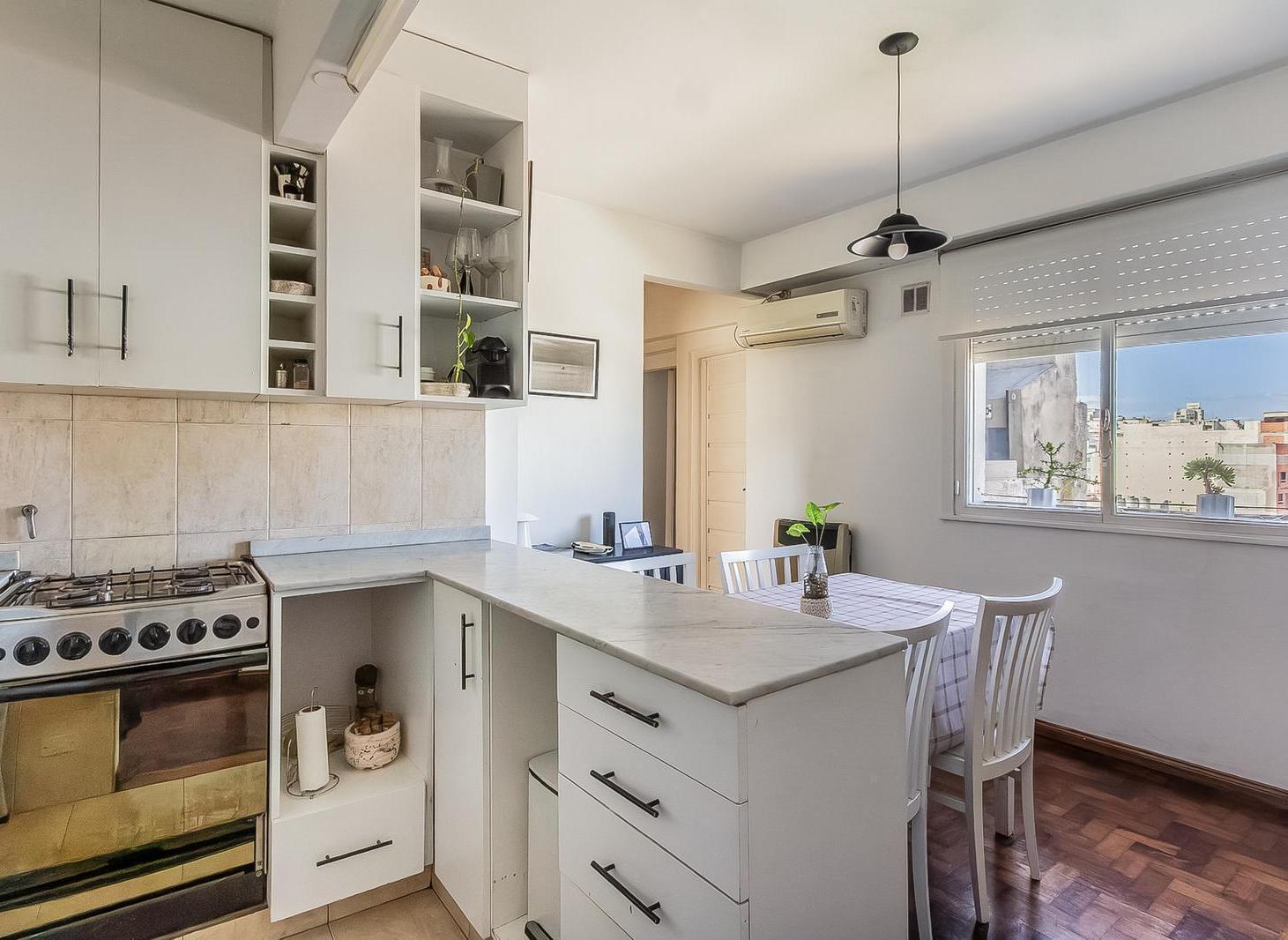 VENTA • ABASTO • 3 AMBIENTES • PARRILLA PROPIA