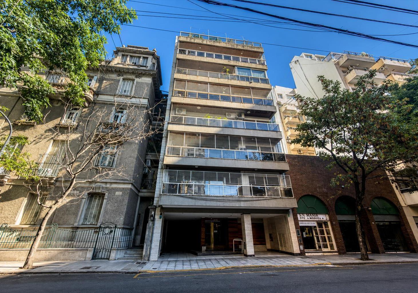 VENTA • BELGRANO • SEMIPISO • 4 AMBIENTES • COCHERA
