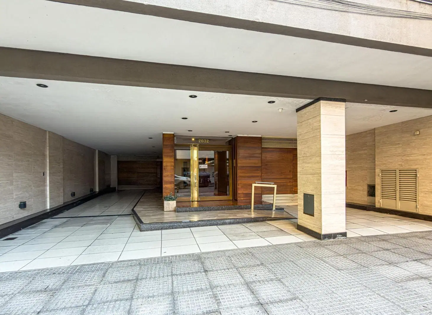 VENTA • BELGRANO • SEMIPISO • 4 AMBIENTES • COCHERA 1