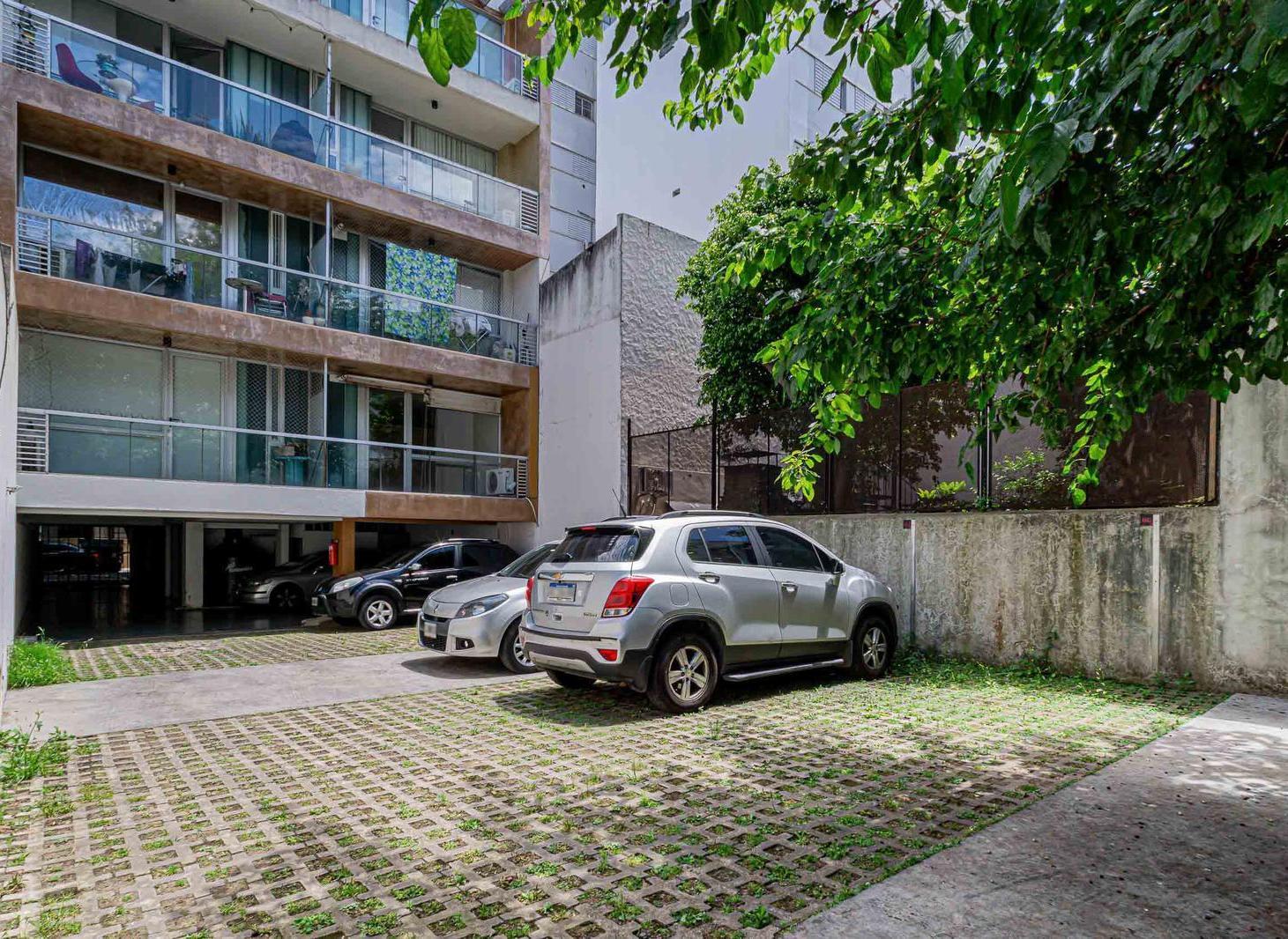 VENTA • NUÑEZ • 2 AMBIENTES • COCHERA