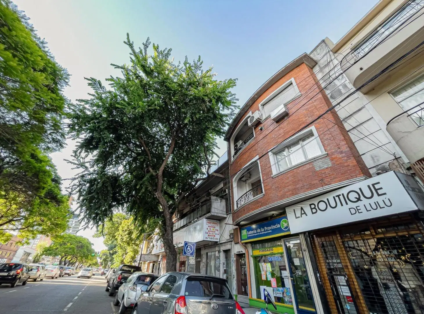VENTA • VICENTE LÓPEZ • 3 AMBIENTES 1