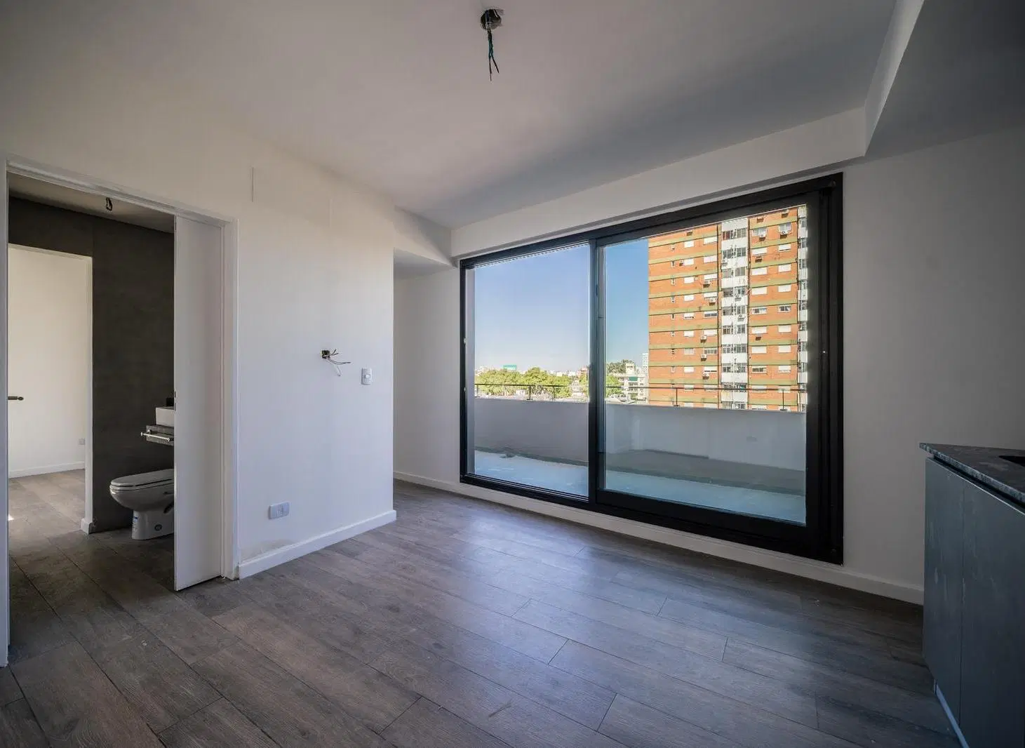 VENTA • VILLA GRAL. MITRE • MONOAMBIENTE DIVISIBLE 1